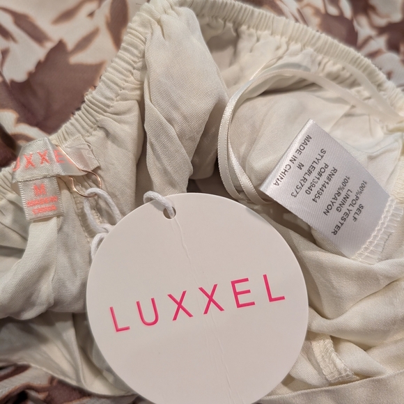 Luxxel Brown Tie Front Ruffled Sundress - Picture 6 of 9